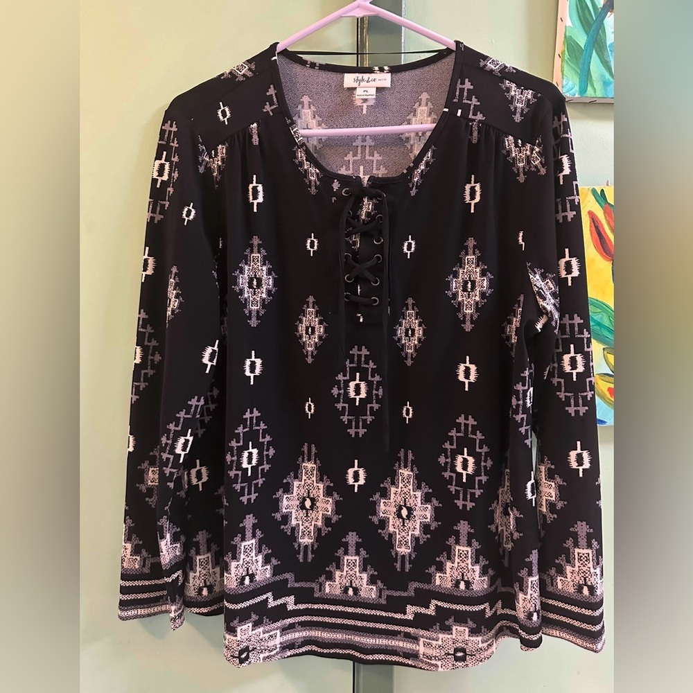 Style & Co. Black, White & Gray Tie Front 3/4 Sleeve Blouse